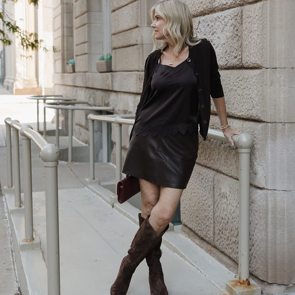 Cabi Gigi skirt (comfy short under it) - Picture 4 of 16